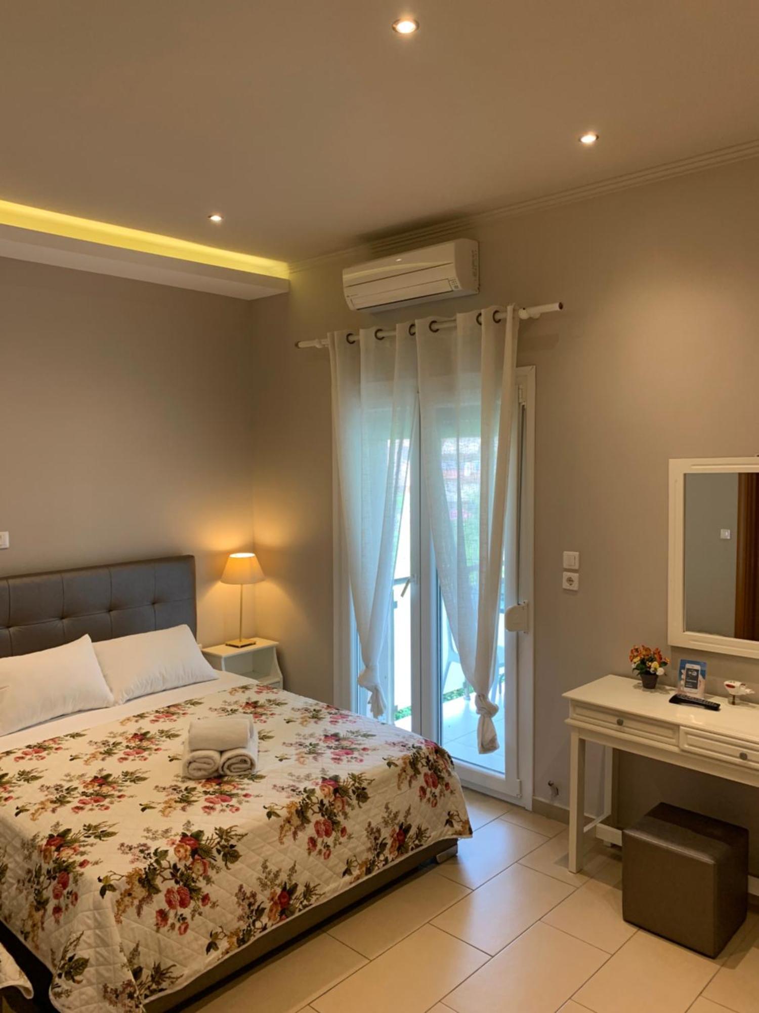 Luxury Studios Ath Limenas  Luaran gambar