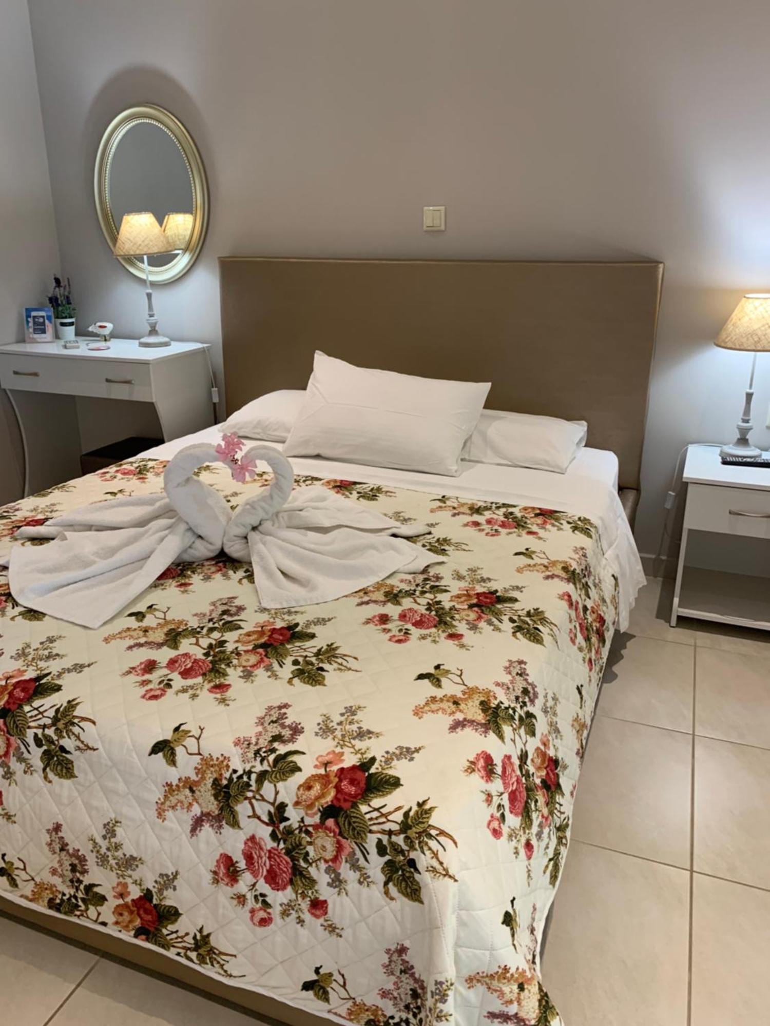 Luxury Studios Ath Limenas  Luaran gambar